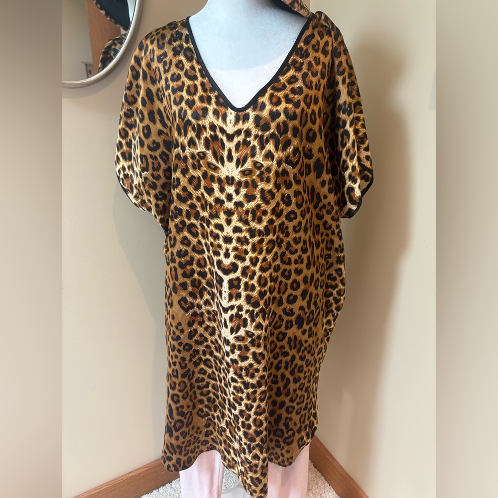 Metropolitan Black Animal Print Leopard 🐆 Midi Dress Sleep Shirt One Size Lounge
